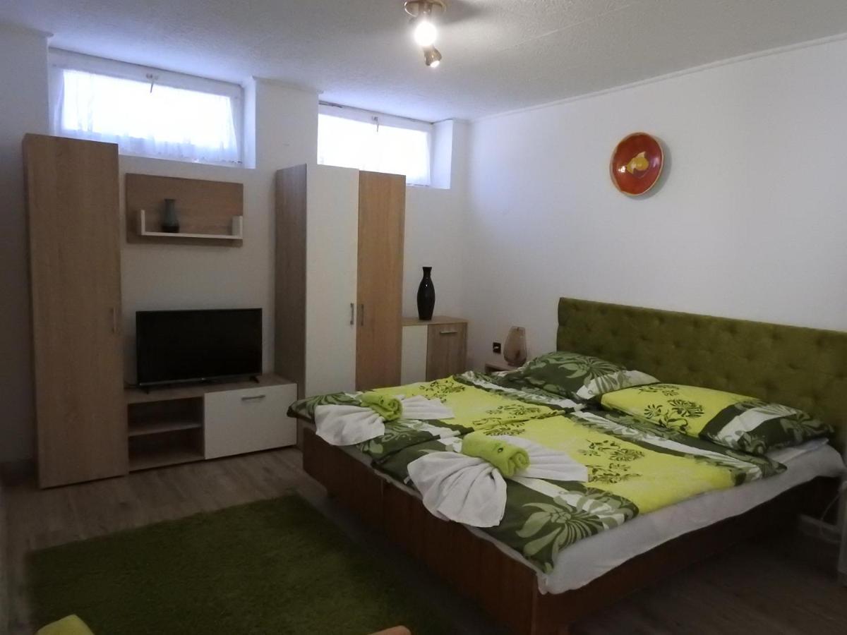 Haus Gizella Hotell Harkány Eksteriør bilde